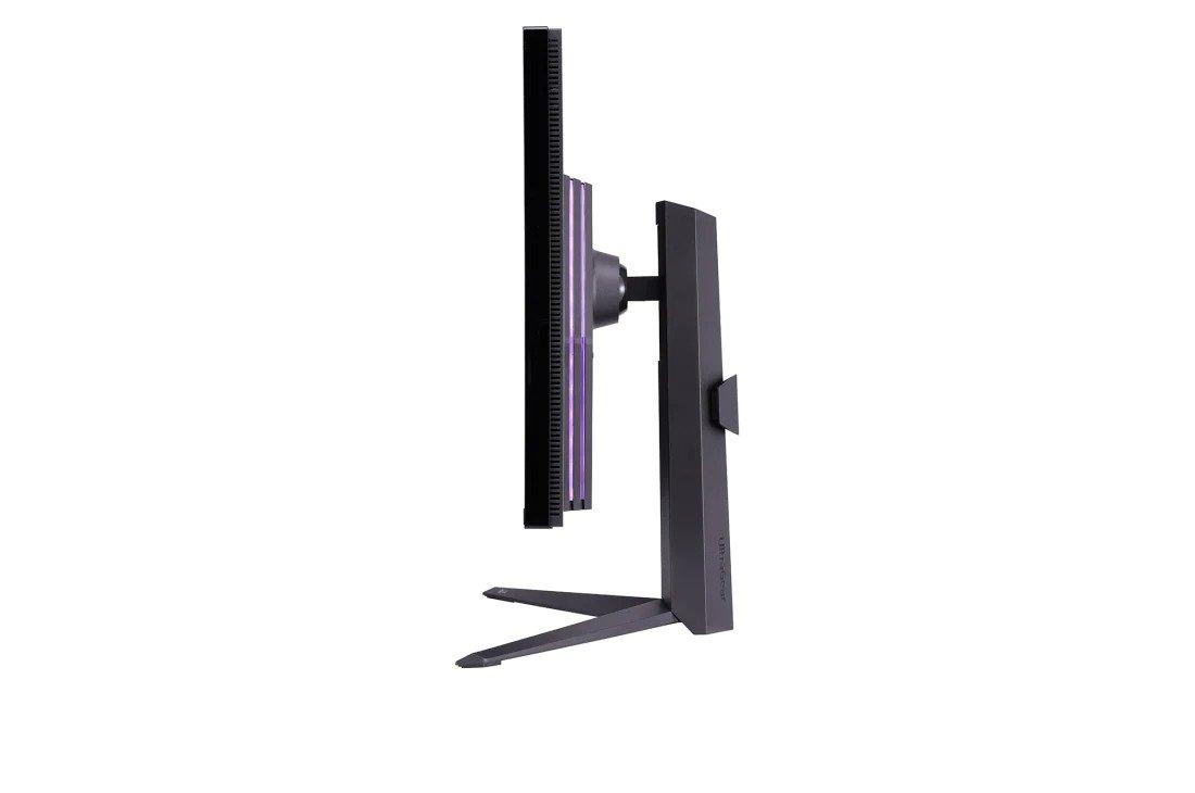 LG 32GQ950 32" 4K Monitor