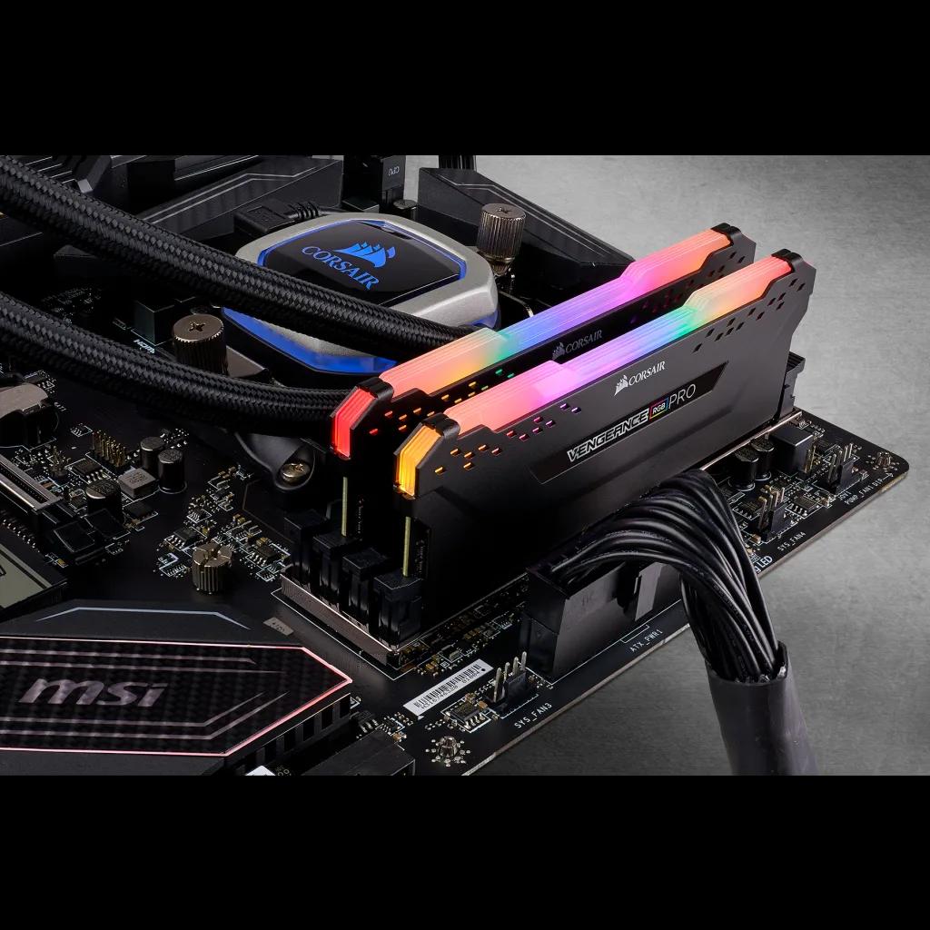 CORSAIR 16GB*2 DDR4 RGB PRO BLACK HEAT SPREADER