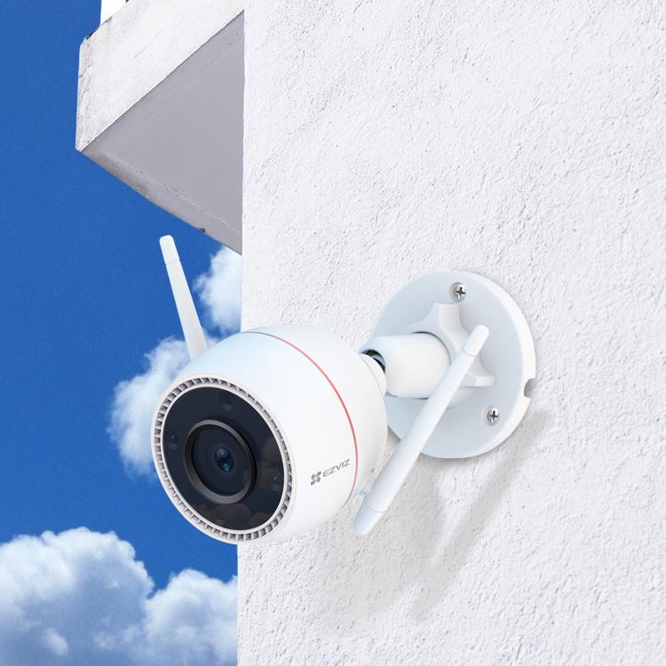 OUT PRO SMART HOME CAMERA