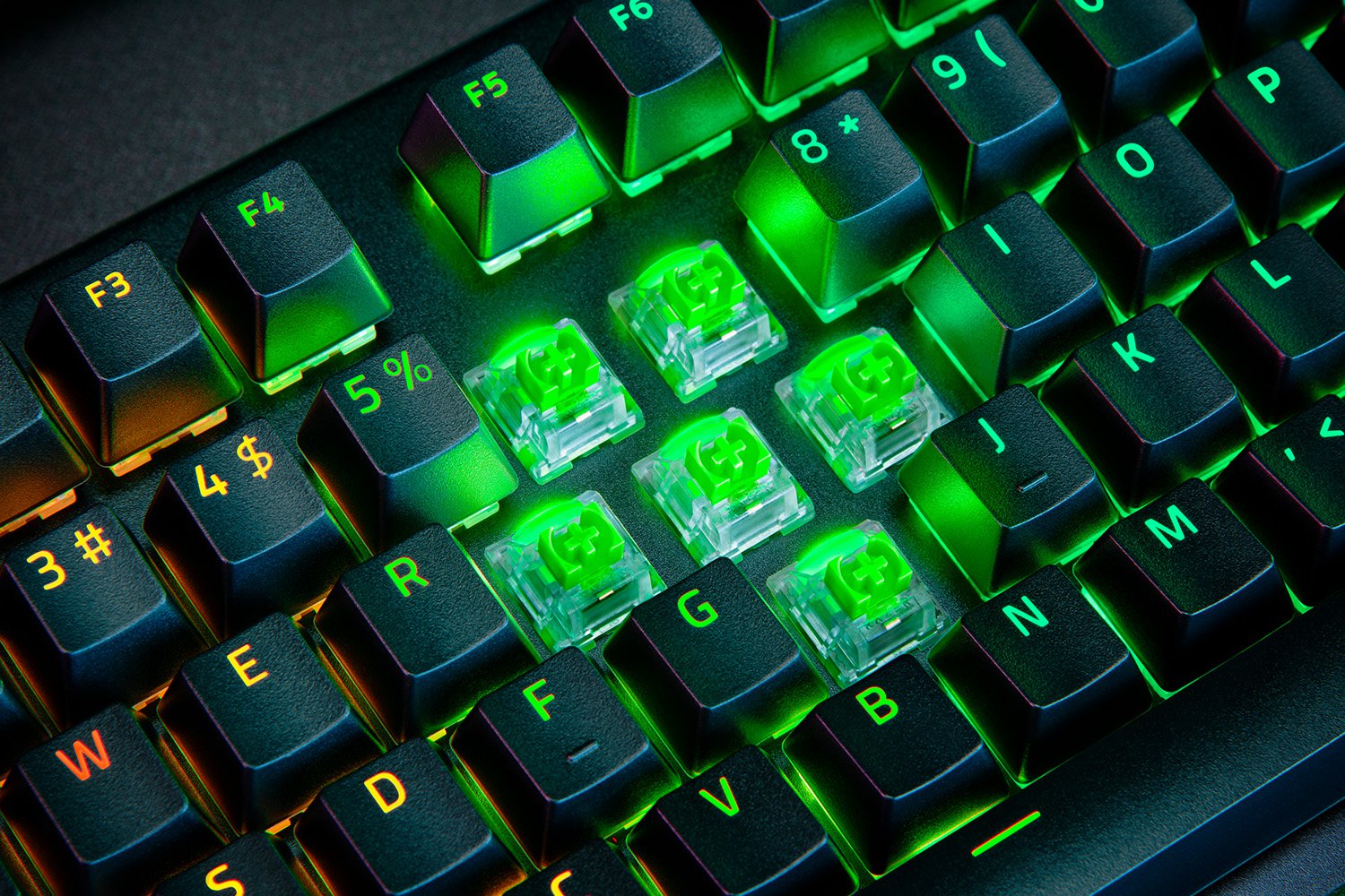 BLACKWIDOW V4 PRO GREEN SWITCH