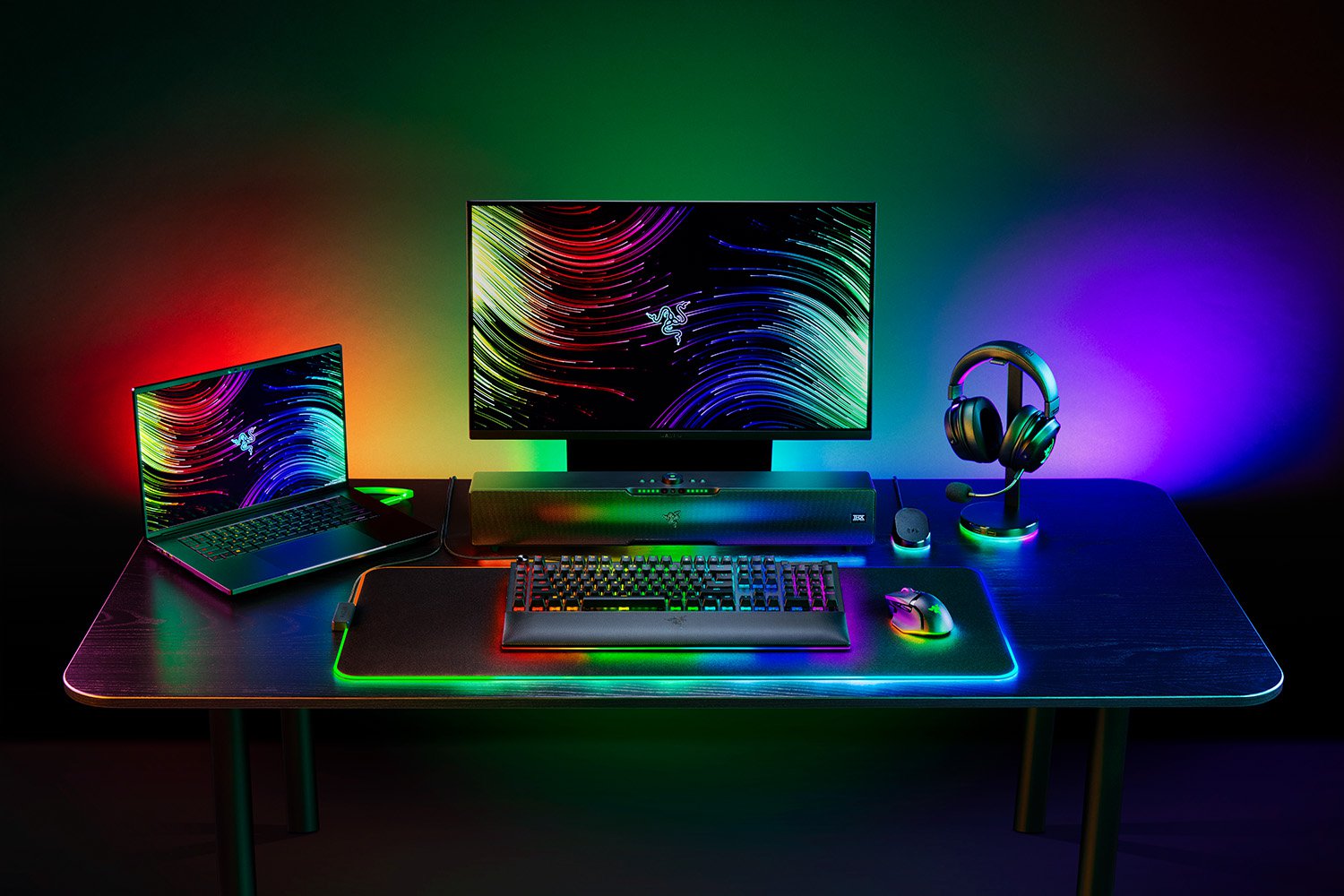 RAZER BLACKWIDOW V4 PRO GREEN SWITCH thumbnail 3