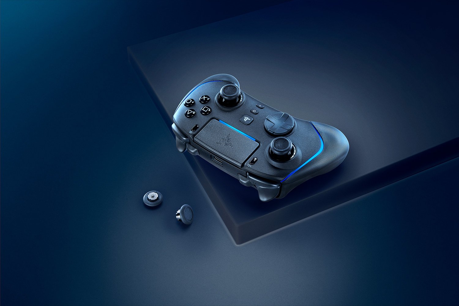 WOLVERINE V2 PRO WIRELESS FOR PS5 & PC (BLACK) thumbnail 5